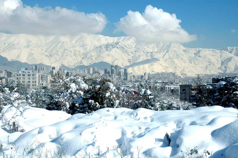 Los montes Alborz desde Teherán