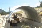 Grandvalira ya tiene la estructura de su túnel en la pista de l'Avet