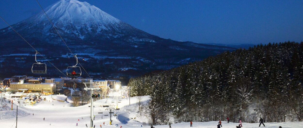 Cómo el turismo de esquí podría ayudar a la economía en decadencia de Japón