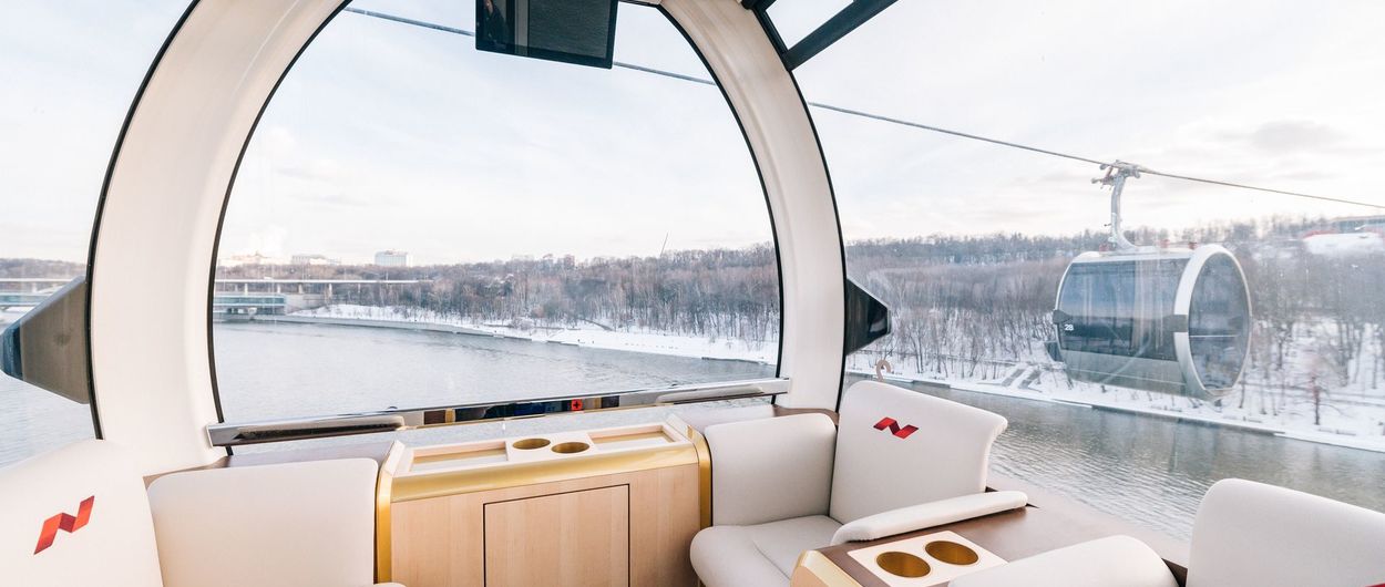 Este telecabina de Moscú tiene una lujosa cabina VIP para esquiadores
