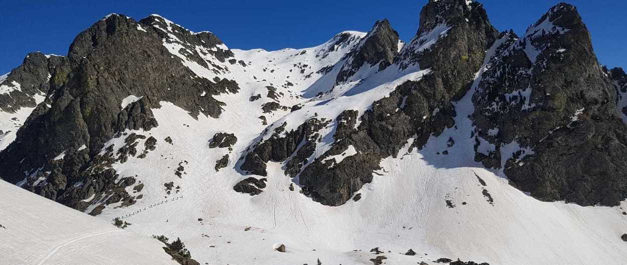 1 de Marzo: Esquí en Autoestop, Petit Van 2438m