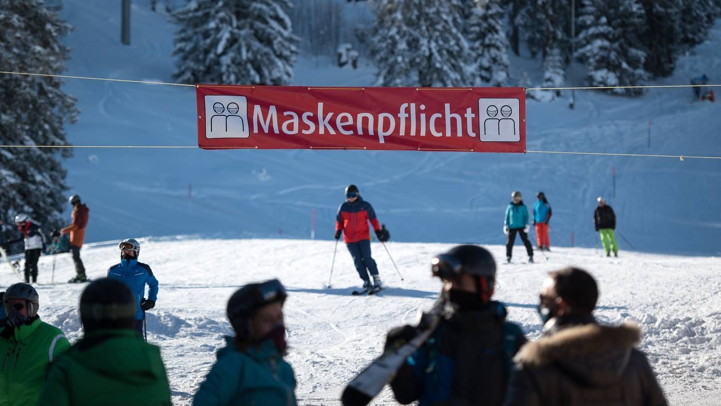 Las estaciones de esquí suizas no están obligadas a pedir un Certificado COVID
