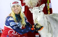 Mikaela Shiffrin logra su victoria número 75 en el Slalom de Levi