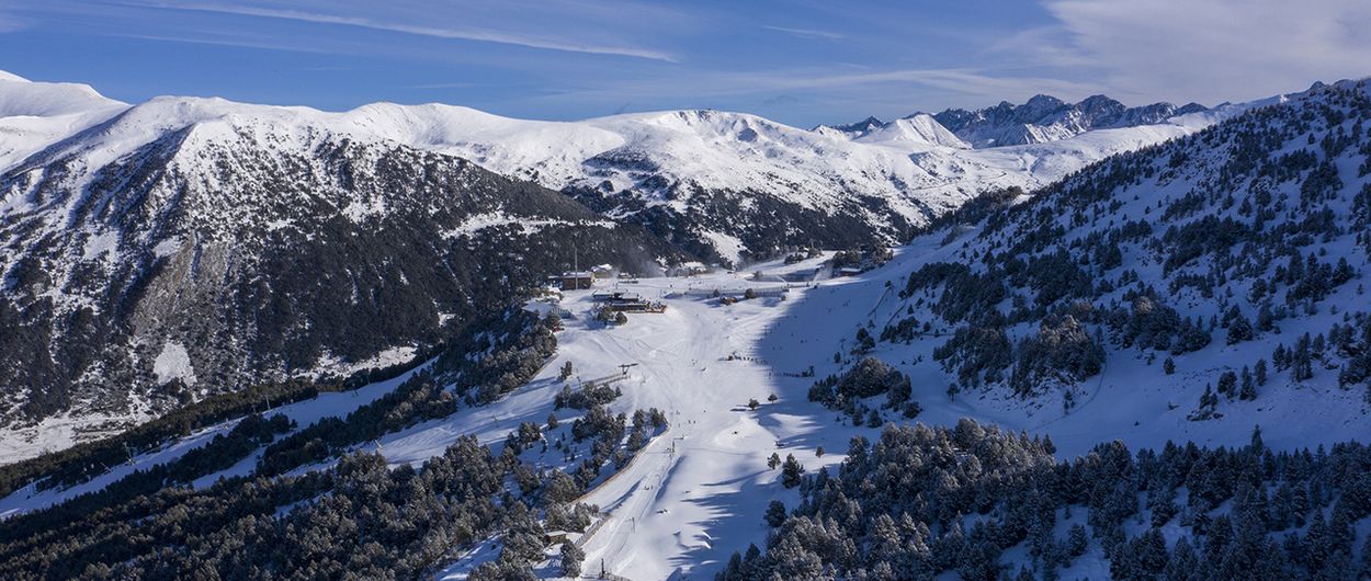 Grandvalira abre a lo grande para Navidad: 130 km de pistas de esquí