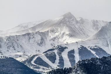 Las estaciones de esqui del Pirineo de Lleida amplían la temporada