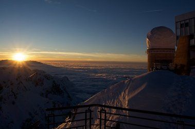 Pic du Midi de Bigorre, un santuario del esquí entre nubes y estrellas