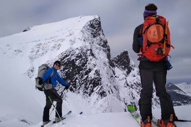 Lofoten y Lyngen: ¿Son estas las mejores montañas para esquiar en Noruega?