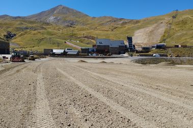 La estación de esquí de Boí Taull ha iniciado las obras para asfaltar sus aparcamientos