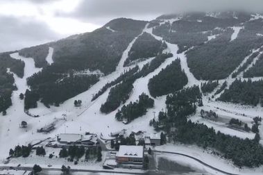 Espectacular imagen de las pistas de esquí de Masella tras la nevada