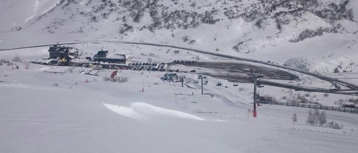 Las estaciones de León amplían la temporada de esquí