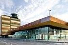 El aeropuerto de Lleida espera 20.000 esquiadores británicos