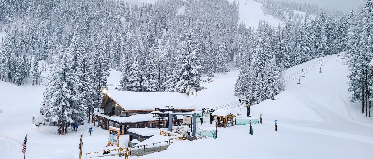 La tendencia en Estados Unidos a estaciones de esquí más pequeñas y/o sin aglomeraciones