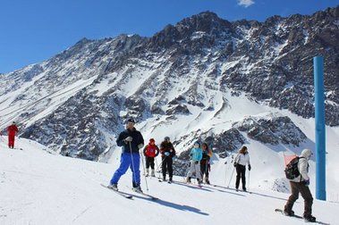 ¿Se debe ajustar el funcionamiento de los centros de ski al nuevo horario de invierno?