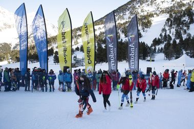 Domino español en la primera jornada del Trofeu Borrufa de esquí 2022