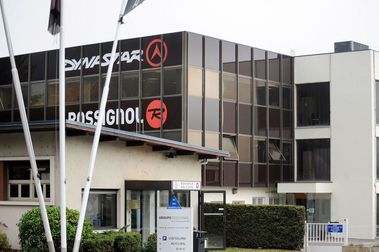Rossignol centrará su producción de esquí en su fábrica de Artés (Barcelona)