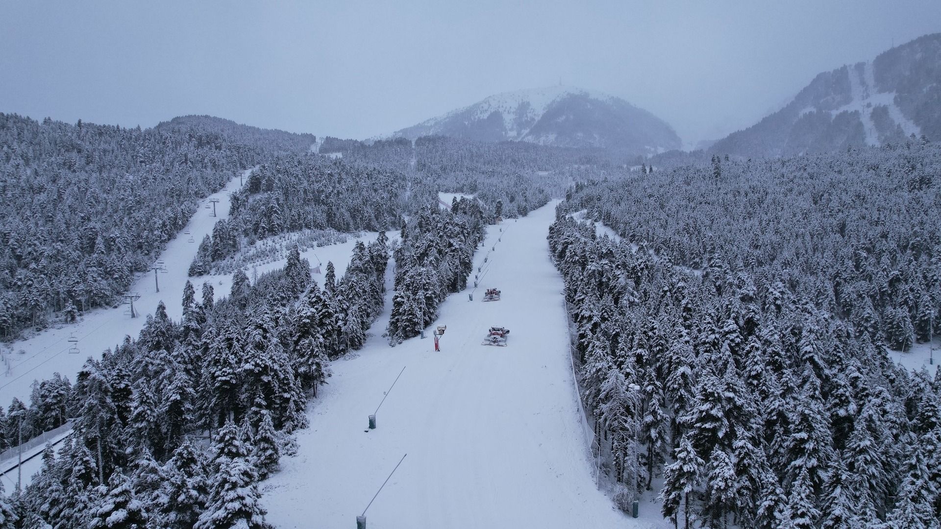 Masella prepara pistas de esqui para la temporada 2021 2022
