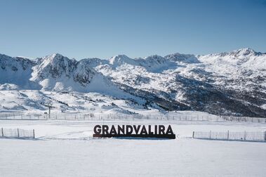 Grandvalira Resorts abre 185 km de pistas para esquiar en sus tres estaciones