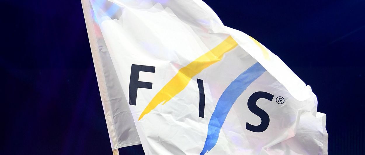 La FIS entra en razón y cancela sus competiciones en Rusia