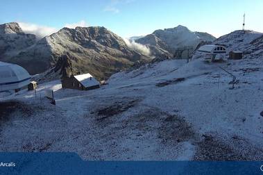 Llegan las primeras nieves del otoño a los Pirineos y Cornisa Cantábrica