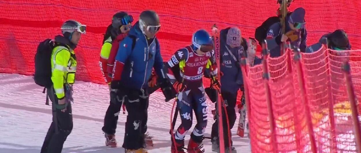 Mikaela Shiffrin sufrió dura caída en Descenso de Cortina d'Ampezzo