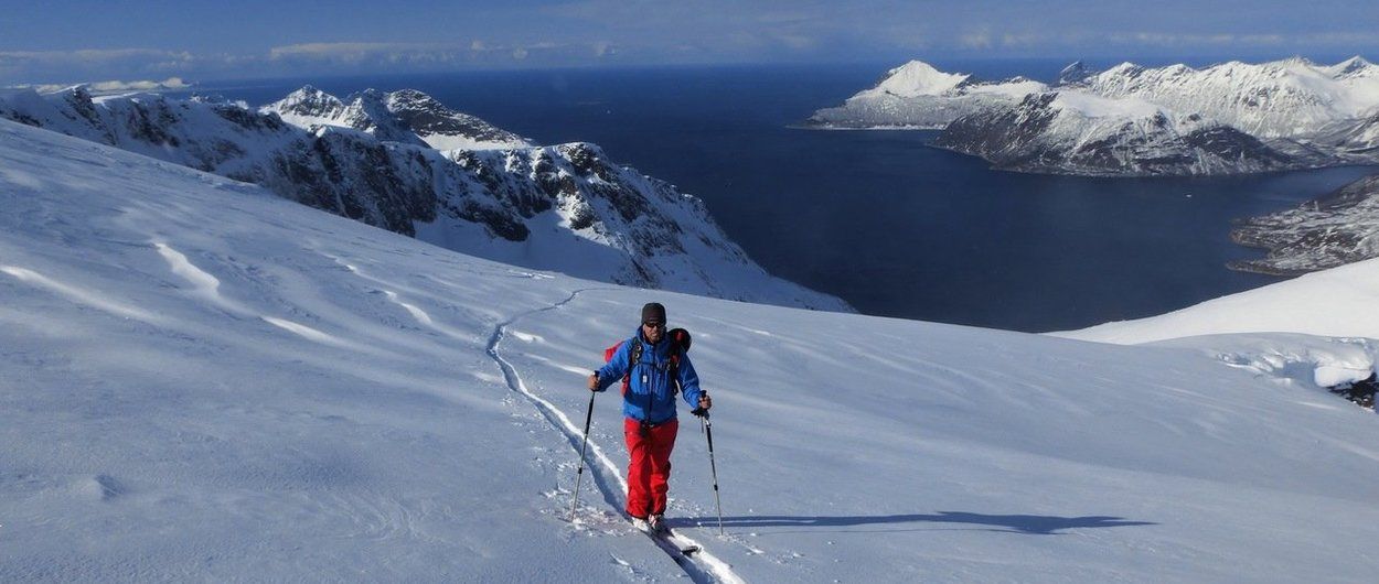 Esquí de montaña en Senja - Kvænan 