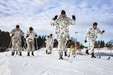 La OTAN encarga su nuevo modelo de esquí a un pequeño fabricante de Finlandia