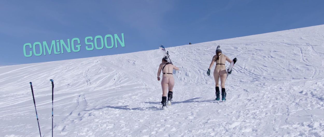 Full Frontal Freedom: la loca idea que reunió a 250 esquiadoras desnudas