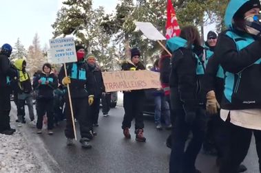Los trabajadores de Font Romeu-Pyrenees 2000 salen a protestar