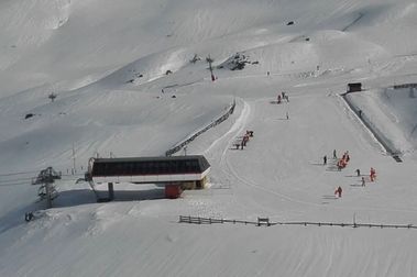Hosteleros de Asturias piden prolongar la temporada de esquí