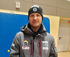 Fischer sigue enviando esquís al corredor ruso Alexander Khoroshilov