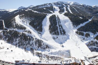 Soldeu crea un estadio permamente para entrenos de esquí de alta competición