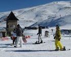 Sierra Nevada cierra su primer fin de semana con 5.500 esquiadores