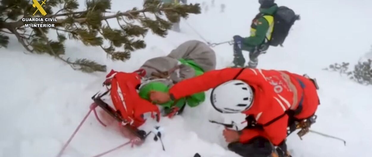 Complicado y muy duro rescate de una esquiadora de montaña en Benasque