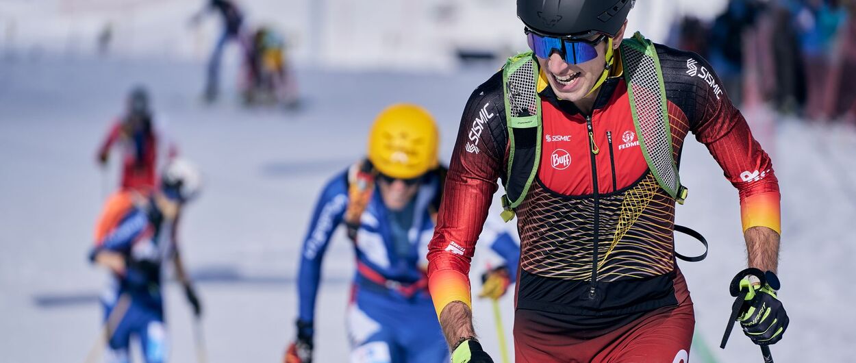 Oriol Cardona es el campeón del mundo de Sprint de esquí de montaña