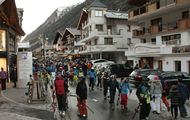 400 esquiadores europeos interponen demanda colectiva contra Ischgl