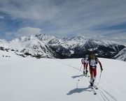 Cruzando los Pirineos con esquís de travesía