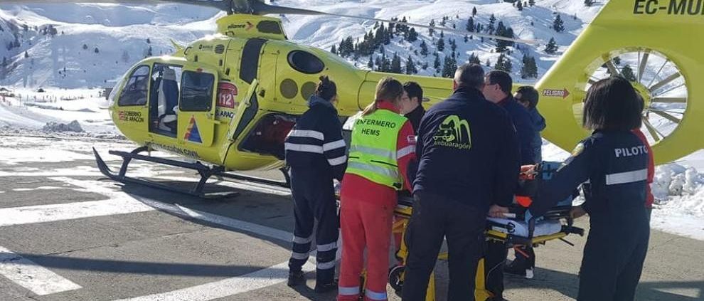 Un esquiador ingresado en el hospital tras provocar un alud en Cerler