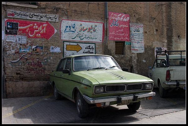 Un Peykan en Shiraz. Foto de Sonic