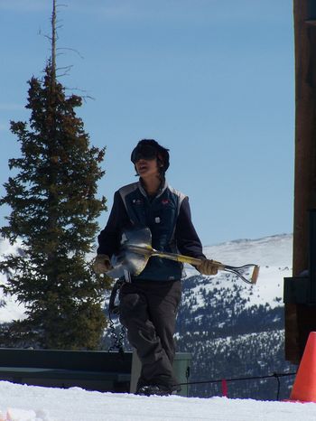 Trabajadora de una estación de esquí
