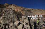 Fomento trabaja en reparar los accesos a la estación de esquí de Sierra Nevada