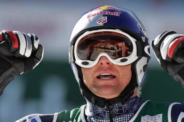 Daron Rahlves gana el Descenso de Wengen de Copa del Mundo de esquí