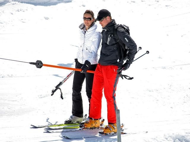 Kate y William esquiando