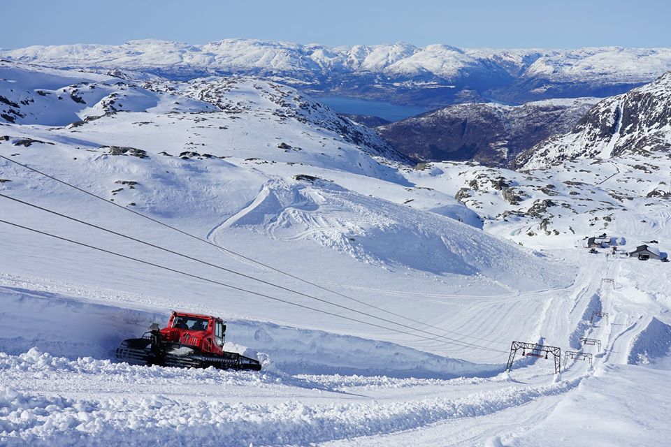 Fonna Glacier ski resort