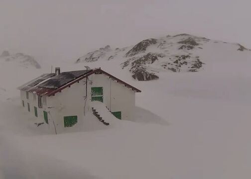 Mas de un metro de nieve en el Pirineo a las puertas de mayo