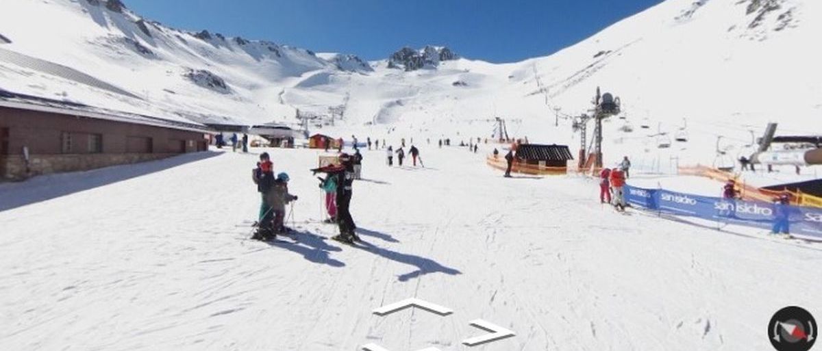 Ya se puede esquiar en San Isidro desde el sofá de casa
