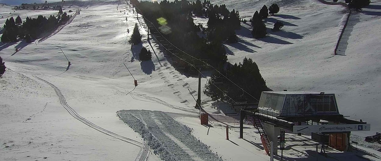 La Molina y Masella abren este fin de semana su temporada de esquí