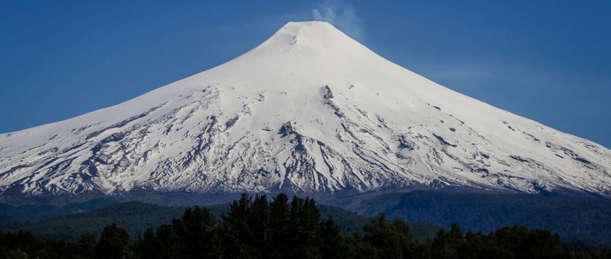 El 20 de Enero abre Pillán: El Nuevo Centro de Montaña en Volcán Villarrica 