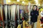 Cae la venta y alquiler de material de esquí en Andorra