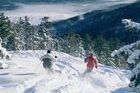 Enseñar a esquiar a un amigo gratuitamente