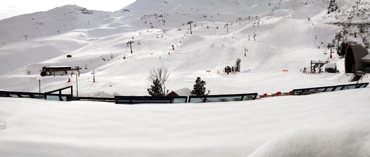 Cifras récord de afluencia en Pirineos 2 Valles gracias a las nevadas 